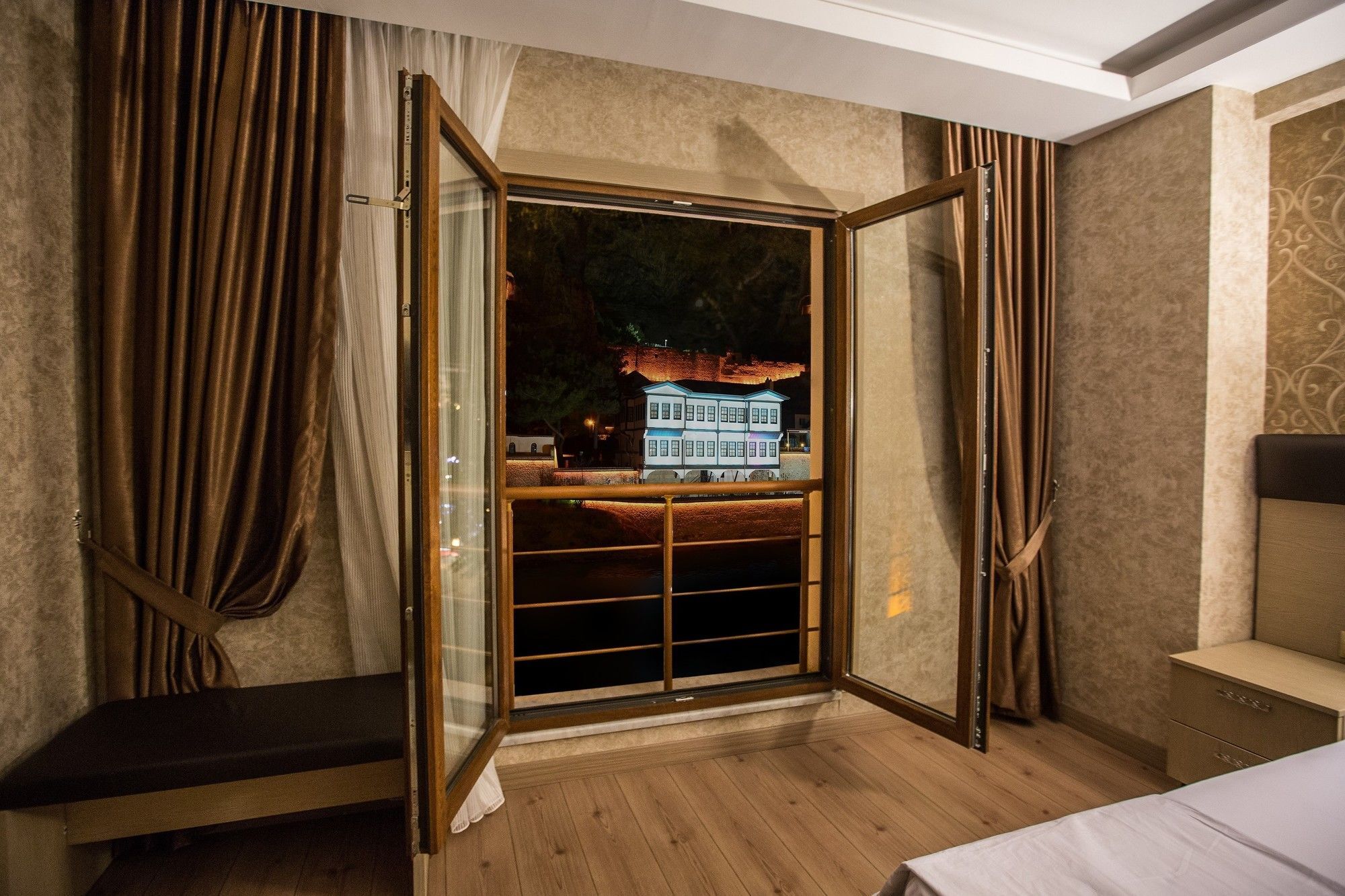 Payidar Hotel Amasya Exterior foto